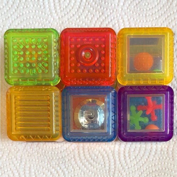 6 Vintage Fisher Price Peek-A-Boo Blocks. Sensory Themed. Set #2. - Picture 5 of 6